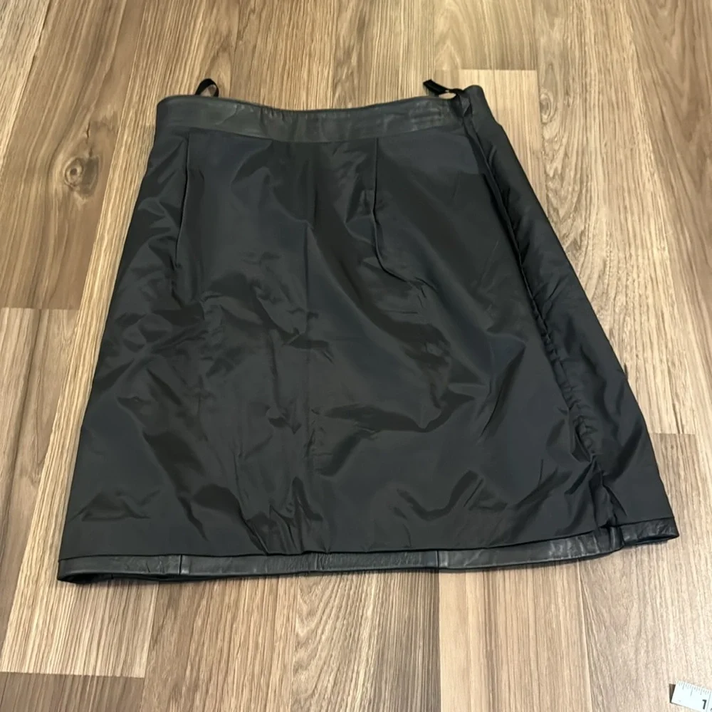 Byrnes & Baker Genuine Leather Soft Black Lined High Waist Zip Up Midi Skirt 10 - Picture 11 of 13